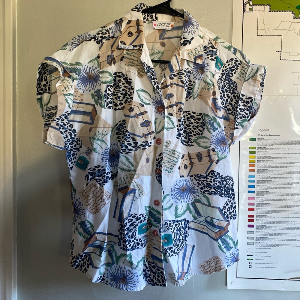 VTG Safari Short Sleeve Blouse